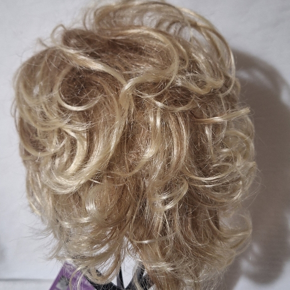 Paula Young Alex Wig - Picture 3 of 13